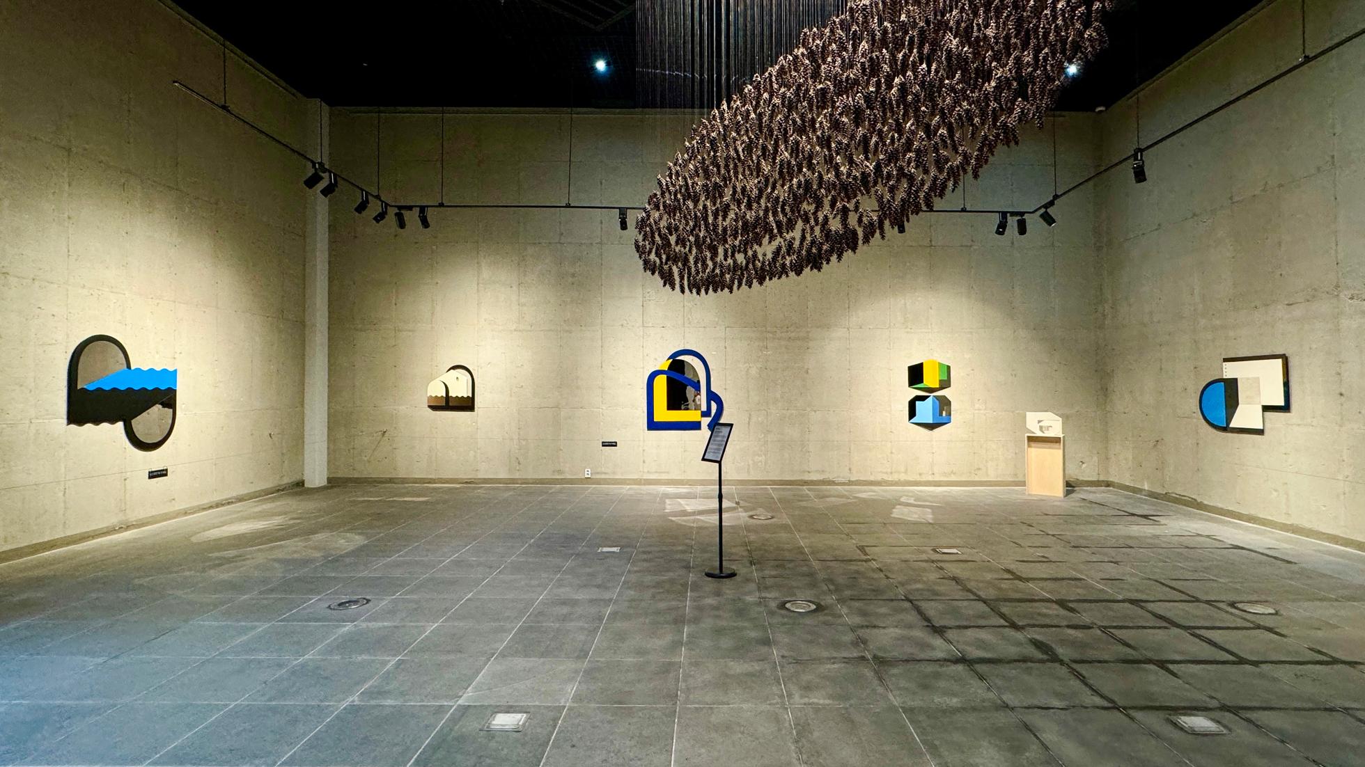 YOO LI EXHIBITION